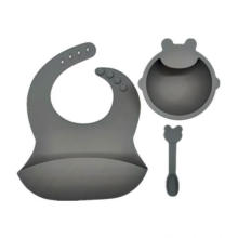 Silicone Baby Dinner Set com uma colher de babador